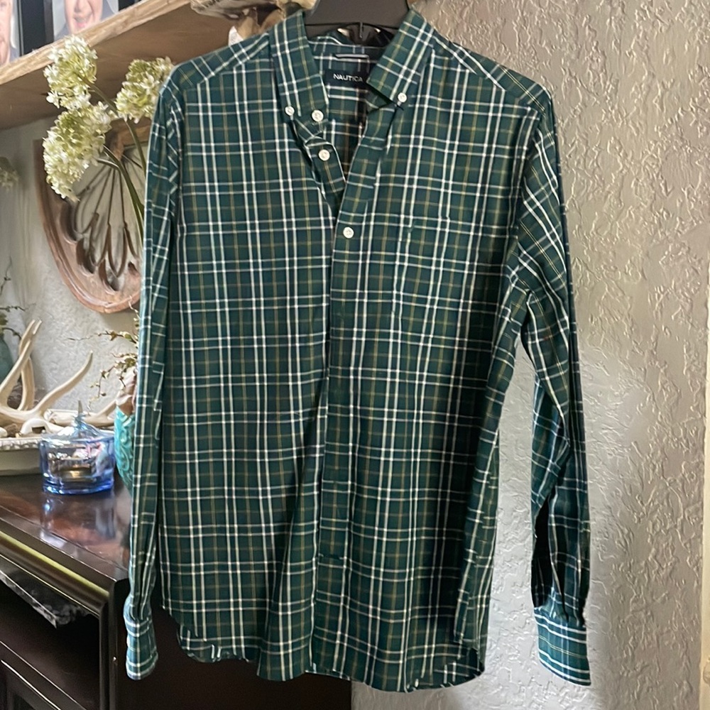 Nautica Men’s long sleeved button down